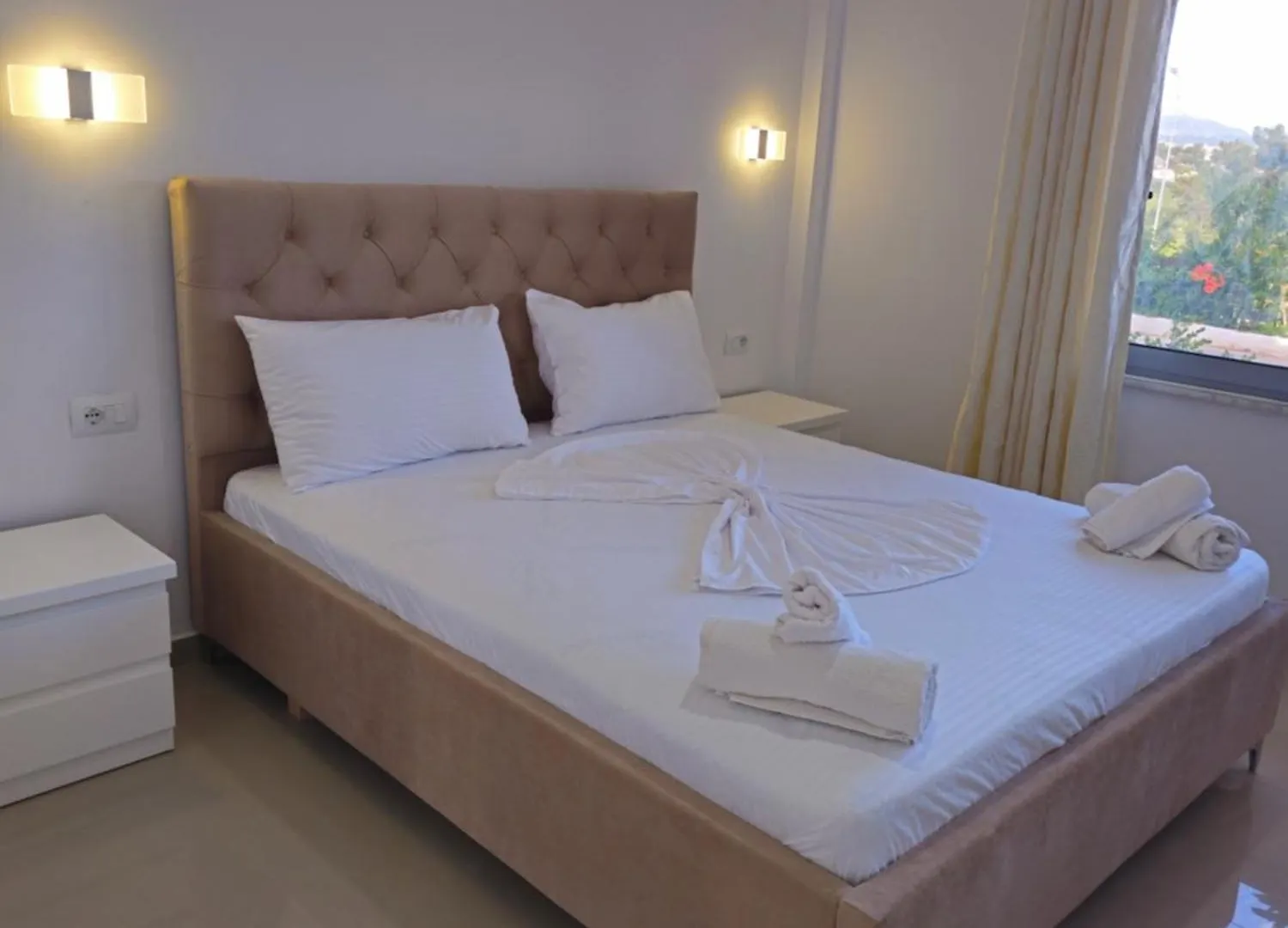 Hotel Irini Sarandë 3*,  Albania