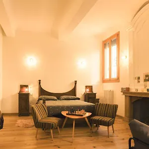  Bed & Breakfast Merli's Nest Italia